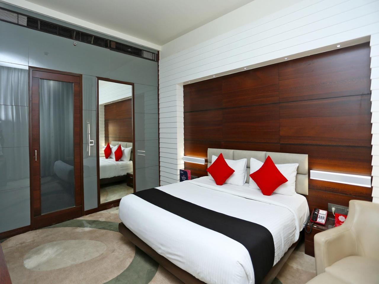 Golden Blossom Imperial Resorts Lucknow Luaran gambar