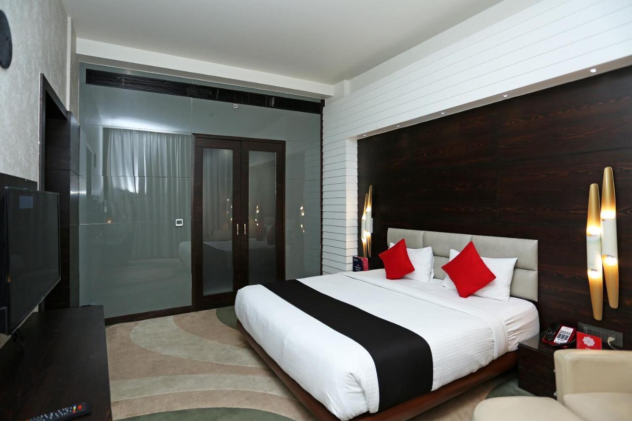 Golden Blossom Imperial Resorts Lucknow Luaran gambar